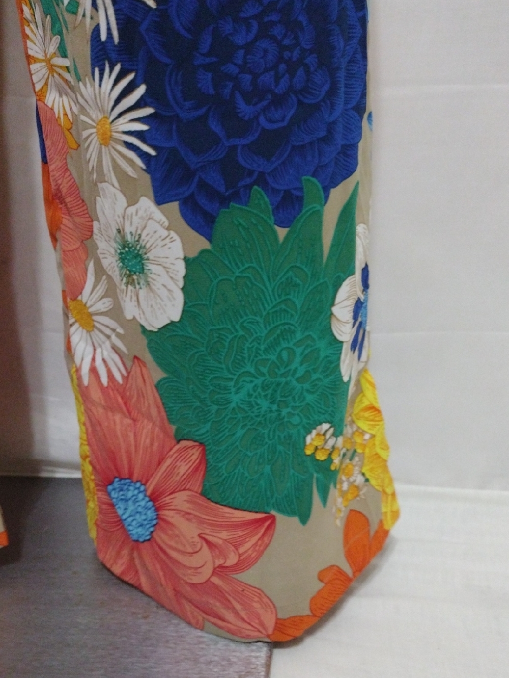 Wide Leg Floral Print Pants in Multicolor - Picture 6 of 15